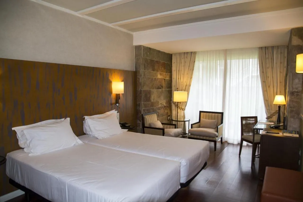 Hotel Nuevo Portil Golf El Rompido 4*,