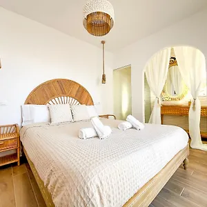 Chakra House Fuerteventura - Affordable In A Cozy Maison d'hôtes