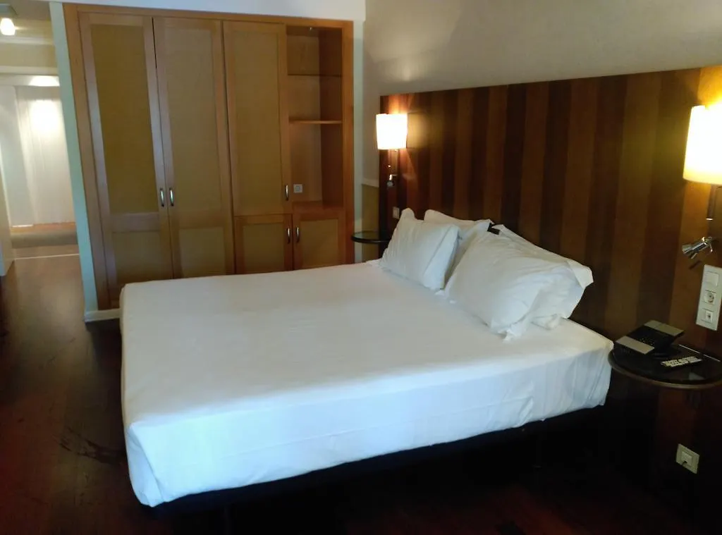 Hotel Nuevo Portil Golf إل رومبيدو إسبانيا